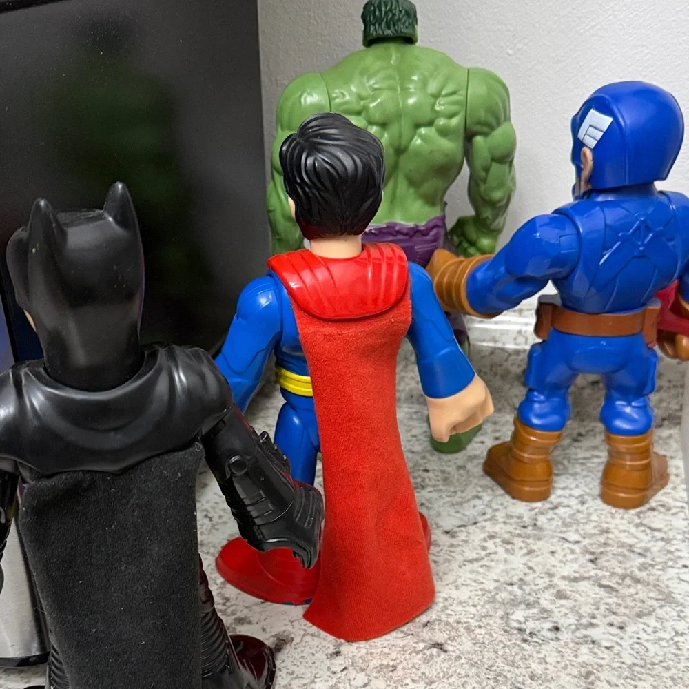 Fisher Price Imaginext Superhero Action Batman, Captain America, the Hulk - Picture 2 of 6
